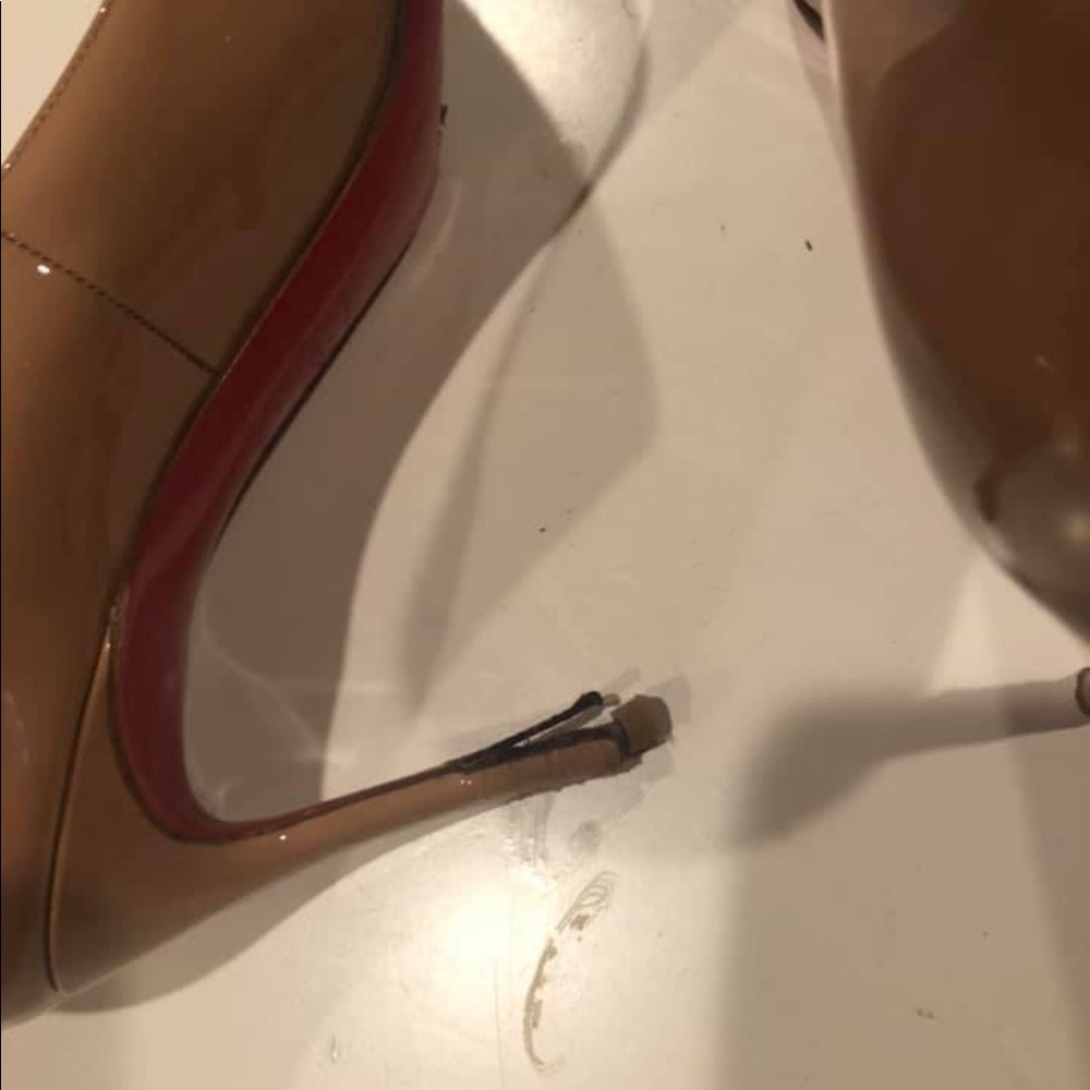 Christian Louboutin size 38.5 - Picture 3 of 4